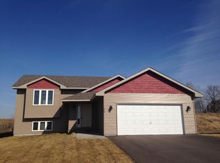 524 Jackson Cir, Somerset, WI 54025