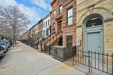 Rented by Avenue Sotheby's International Realty