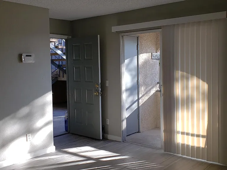 230 Mission Catalina Ln #105 — Photo 2