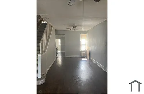 312 E Cambria St Photo 1
