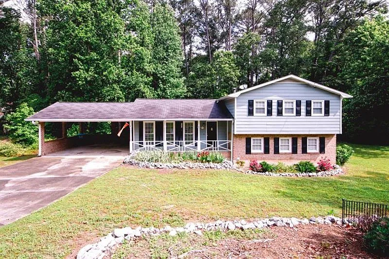 4033 Scenic Mountain Dr