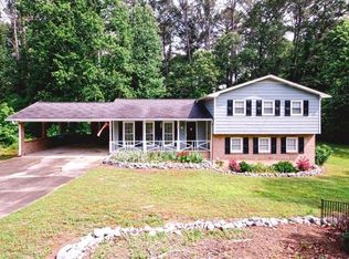 4033 Scenic Mountain Dr, Snellville, GA 30039