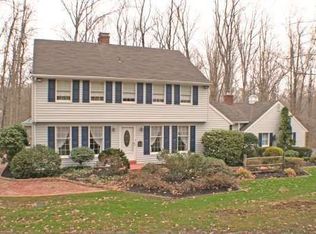 525 Hildebrandt Rd, Perkiomenville, PA 18074