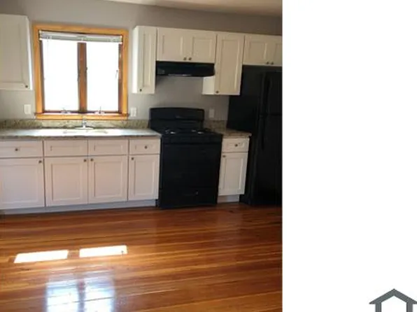 314 Kittredge St APT 3, Boston, MA 02131
