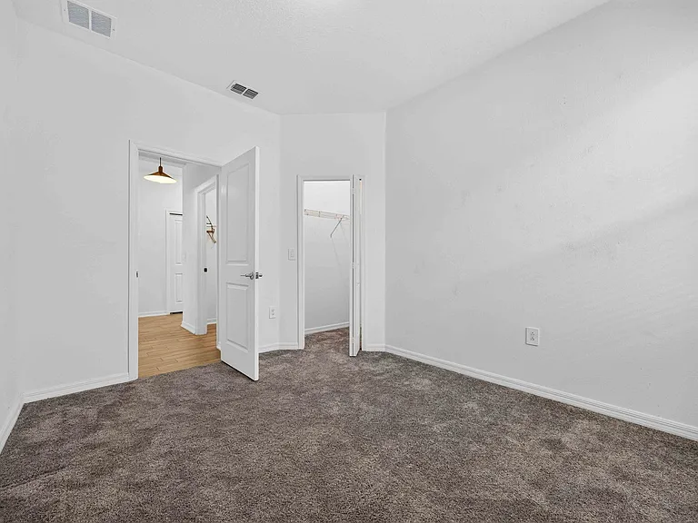 281 Piave St — Photo 26