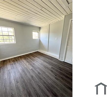 4th image of 1038 Vine Ln