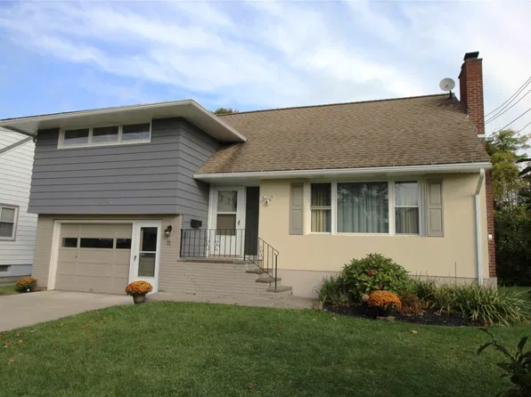 11 Peterson St, Johnson City, NY 13790