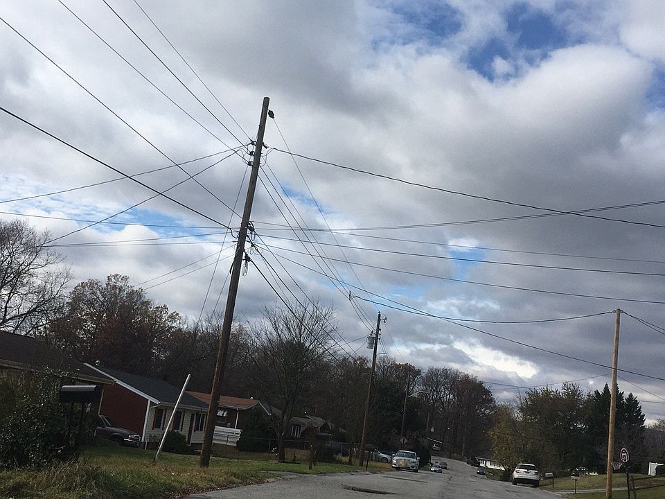 2nd image of 4623 Desi Rd NW