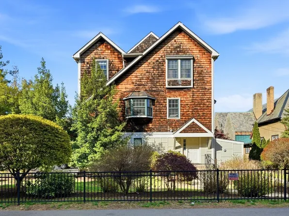 523 Hancock St Unit 10, Quincy, MA 02170