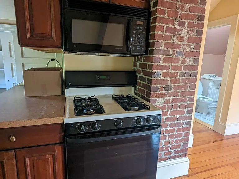 117 Elmgrove Ave #3 — Photo 6
