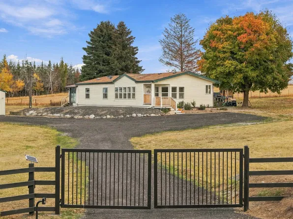5519 S Chapman Rd, Greenacres, WA 99016