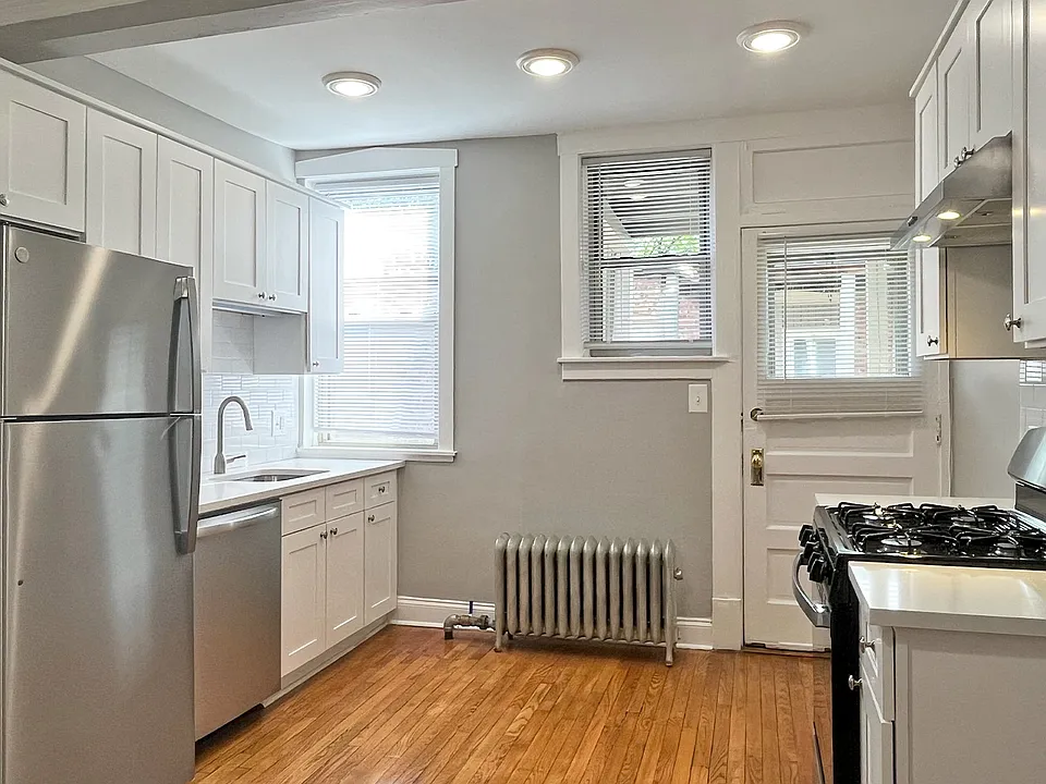 238-250 Washington Blvd. and 347-357 S. Harvey Ave