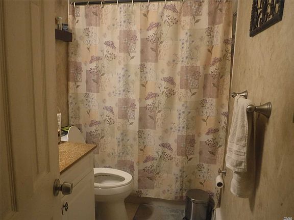 4th image of 2914 Falcon Ave