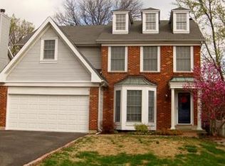 9727 Stanley Ave, Saint Louis, MO 63119