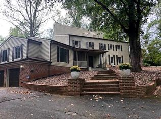 1050 Old Garth Rd, Charlottesville, VA 22901