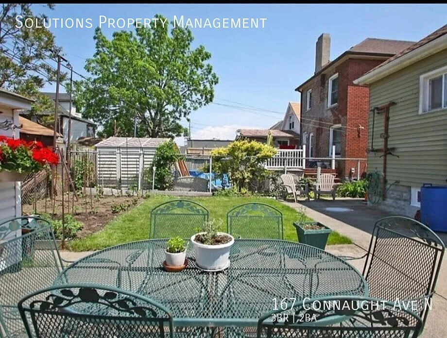 **Bright & Spacious 3-Bedroom Home with A/C, Laundry & Parking** — Photo 3