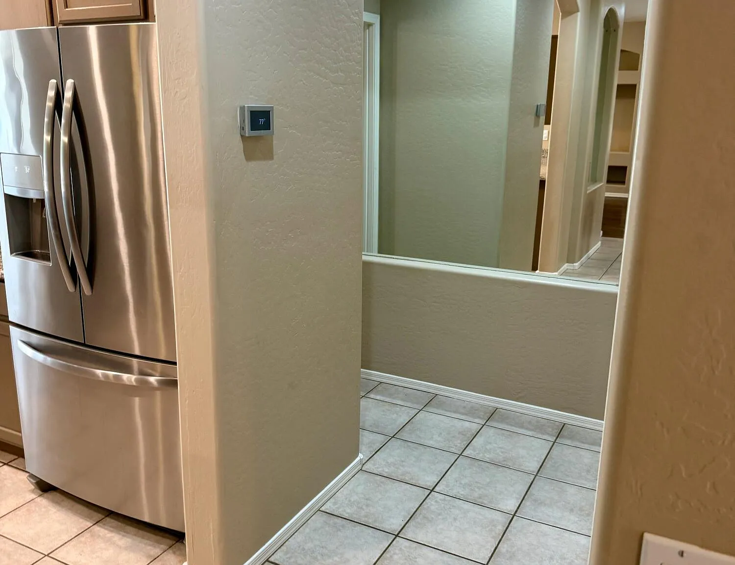 4 bed, 2.0 bath, 2105 sqft, $3,000 — Photo 4