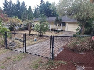 7042 SE Cleveland Ave, Pt Orchard, WA 98366
