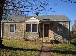 3655 Ashby Rd, Saint Ann, MO 63074