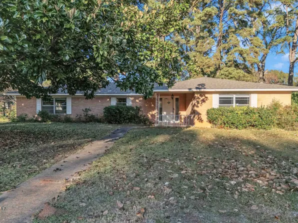 405 Hillmont Ave, Longview, TX 75601