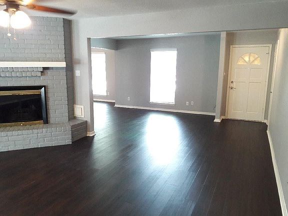 4th image of 810 Shadwell Dr