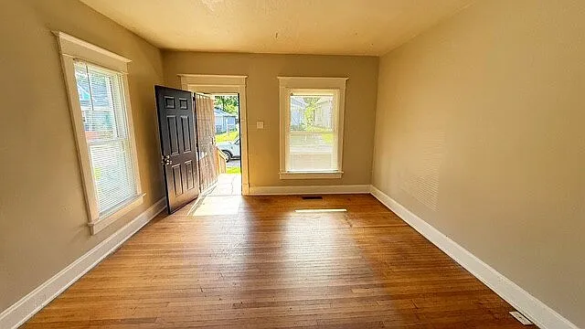 1346 N Dearborn St — Photo 4