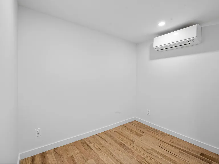 132 Carroll St #1 — Photo 20