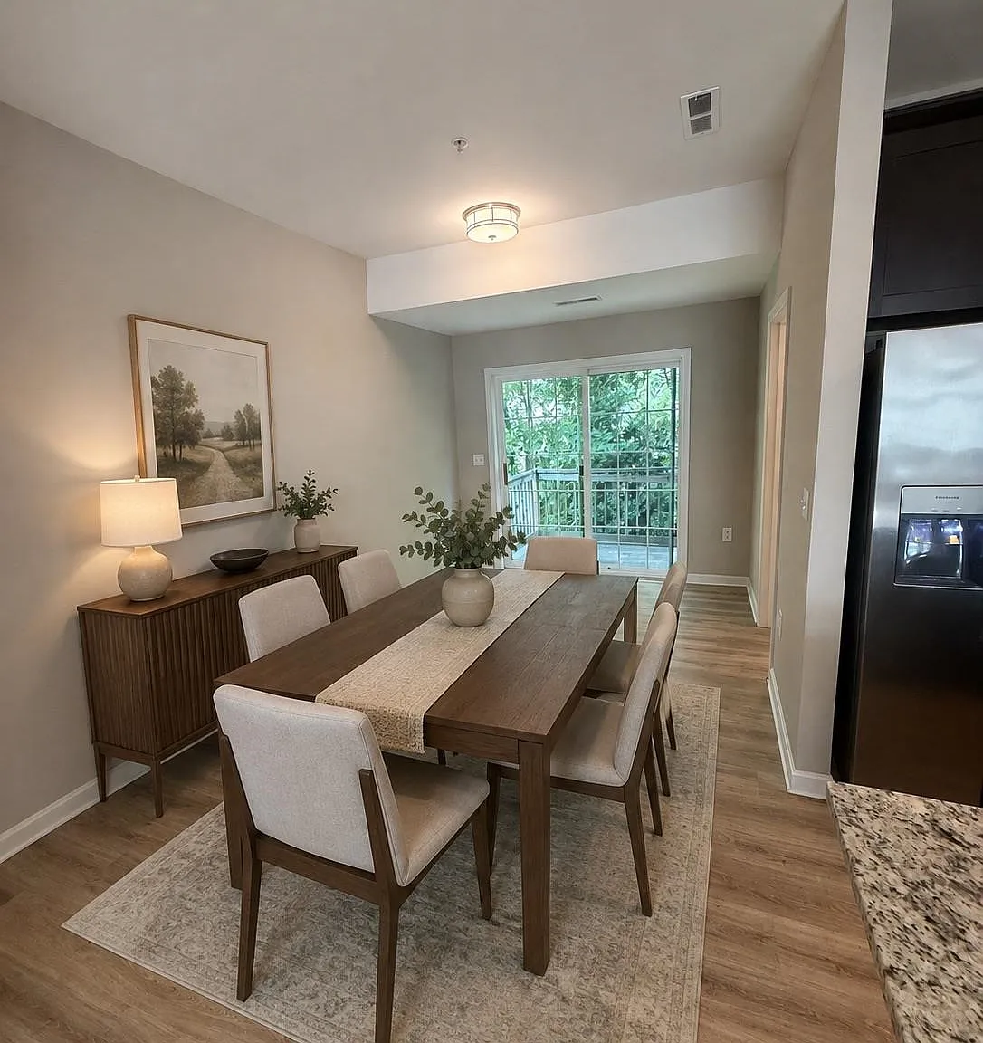 4 bed, 2.5 bath, 1850 sqft, $3,500 — Photo 3