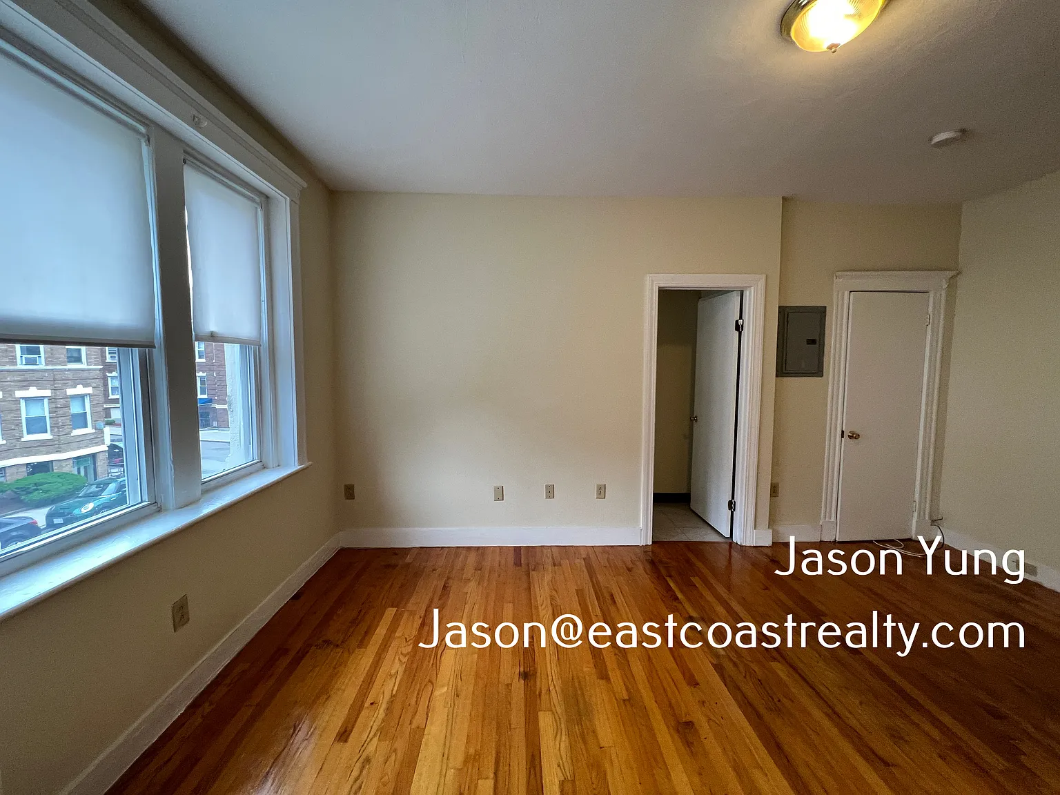 Studio, 450 sqft, $2,025 — Photo 3