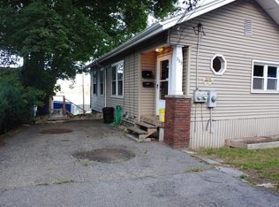 385 Lake Ave #1, Worcester, MA 01604