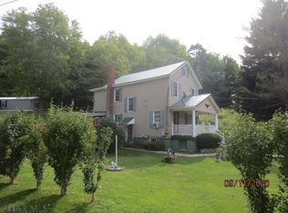 320 Municipal Rd, Northern Cambria, PA 15714