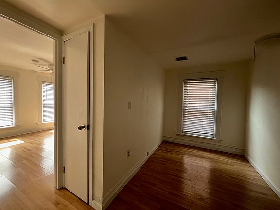 5th image of 411 Westview Pl Floor 1