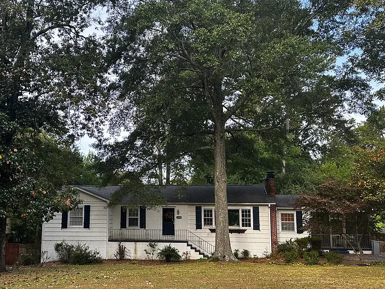 1334 Columbia Dr — Photo 24