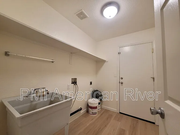 4405 Dusham Cir — Photo 19
