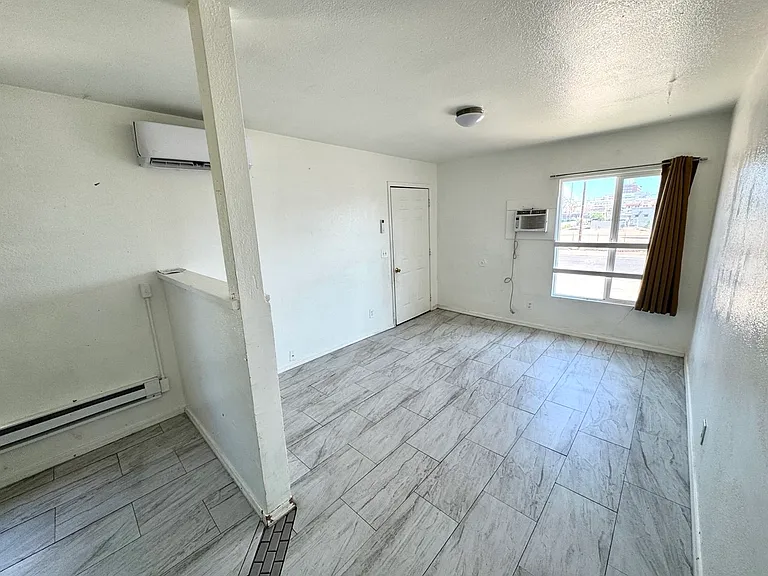 2525 E Monroe St #2 — Photo 9