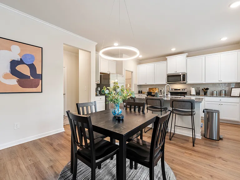 535 Hancock Dr SE — Photo 5