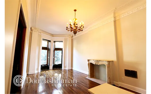 Rented by Douglas Elliman | media 33