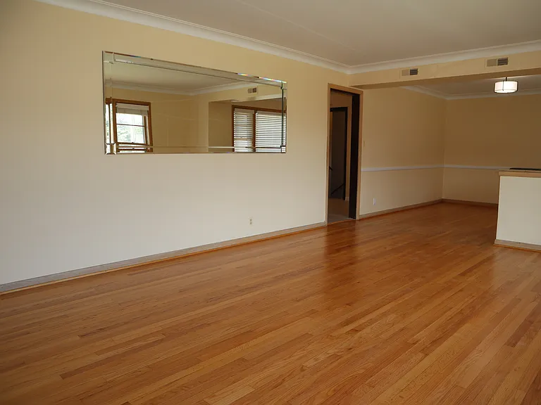 8755 S Fairfield Ave — Photo 4