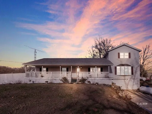 37340 Maysville Greendale Rd, Logan, OH 43138