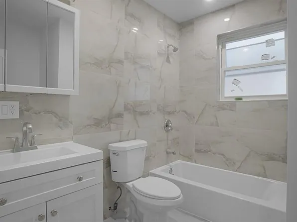 679 East 221st Street image 18 of 30