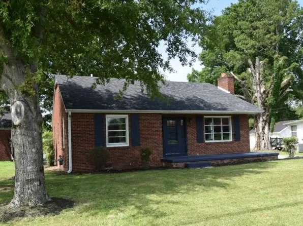 231 D St, Jackson, TN 38301