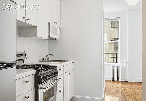 2nd image of 150 Sullivan St APT 28