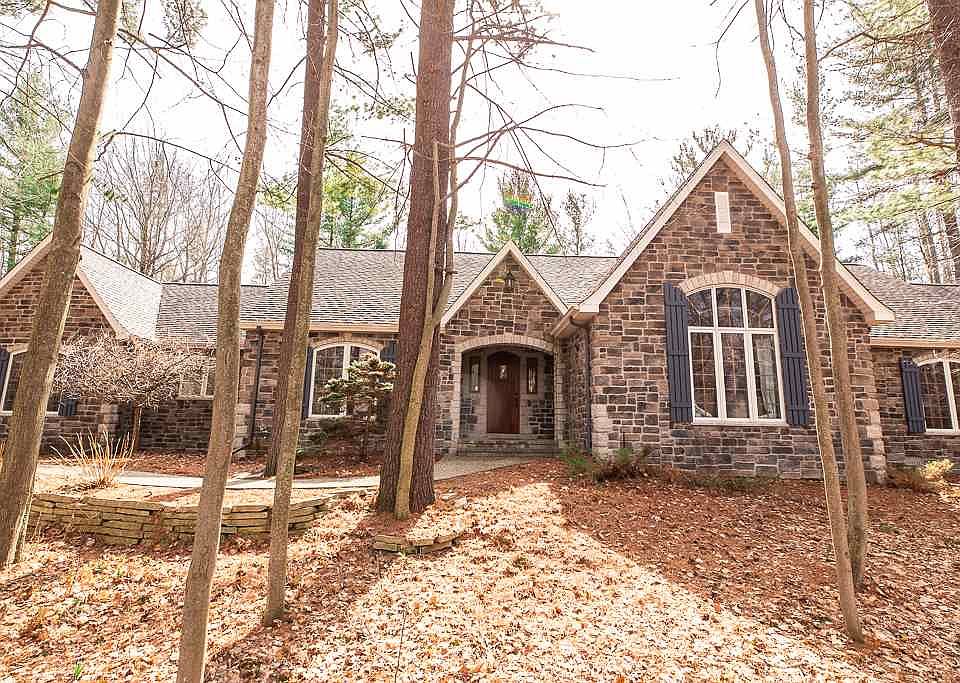 1st image of 3698 N Felicia Dr