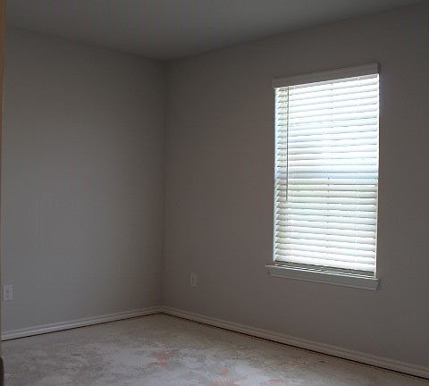 3rd image of 708 Spaulding St