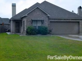 115 Legend Creek Dr, Youngsville, LA 70592