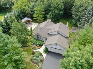 S75W32045 Paul Ln, Mukwonago, WI 53149