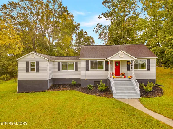 9102 Washington Pike, Corryton, TN 37721