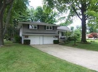 5536 Knollwood Dr, Columbus, OH 43232