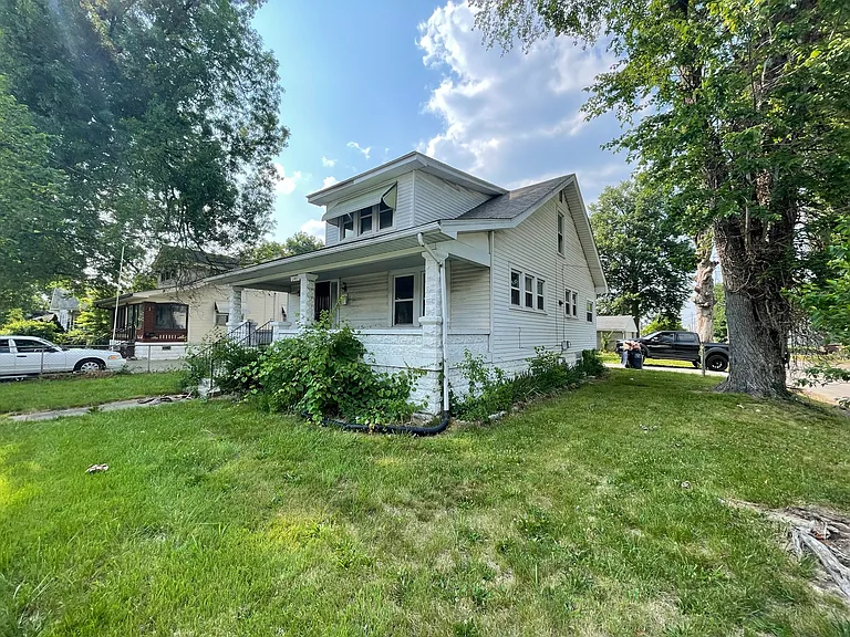 1701 Herbert Ave — Photo 1