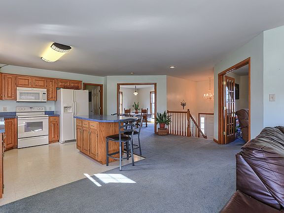 5th image of 177 Baldwin Blvd